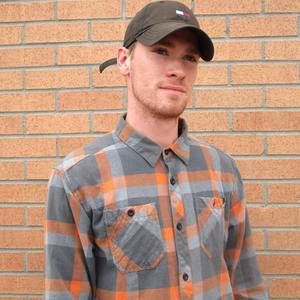 Meet your Posher, Devin